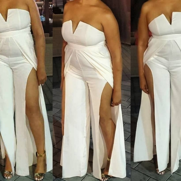 Sleeveless Jumpsuit - Picture 1 of 5